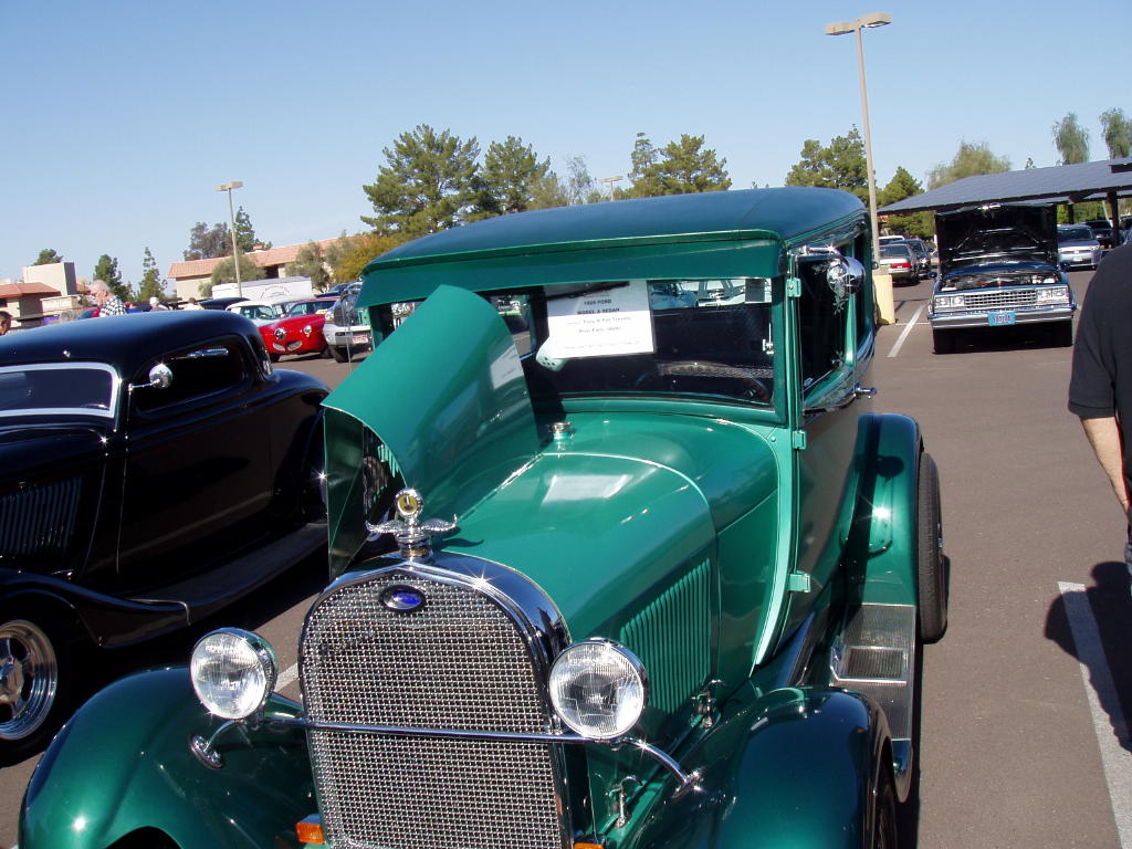 1928 Ford Sedan